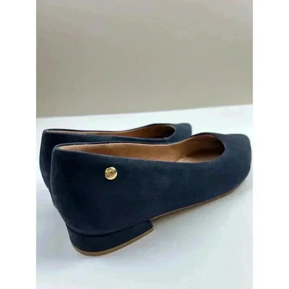 InSignia Flats, Genuine Suede, Made in Brazil, High Quality Shoes Size US6 - Picture 4 of 6